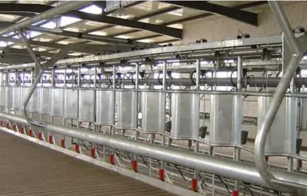 海西钢结构 vs 传统结构:一场关于强度与速度的全面胜出!